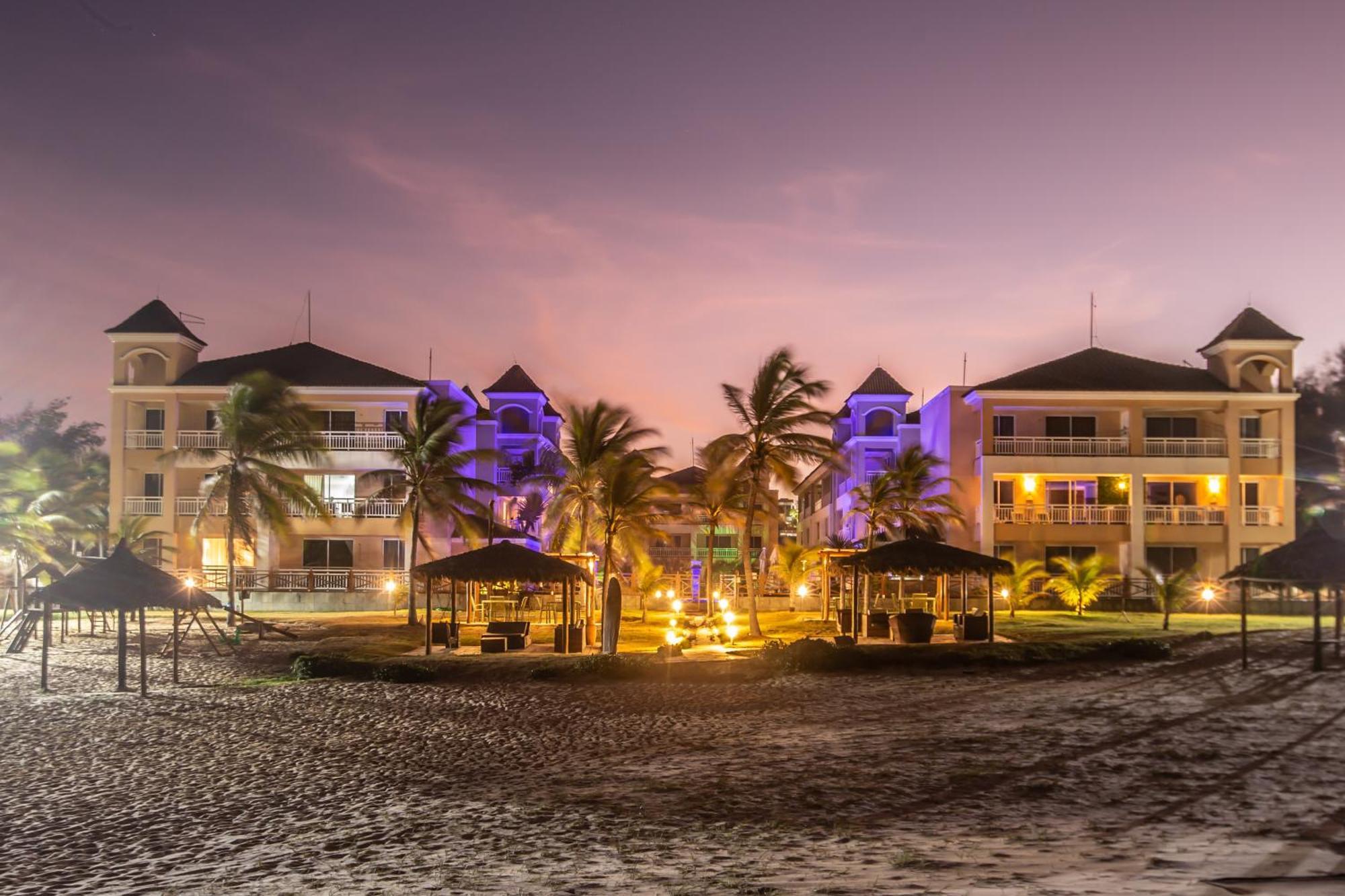 Atlantic Palace Family Inn Акирас Экстерьер фото
